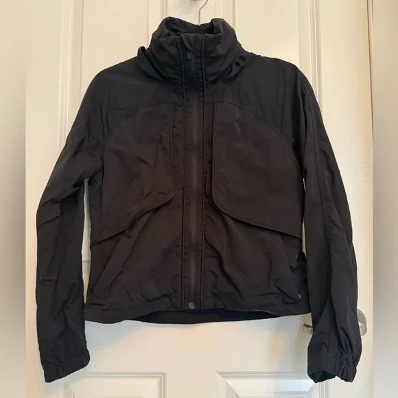 Black Lululemon Always Effortless Classic Fit Women's Jacket size 2 - Picture 2 of 8